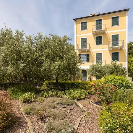 Apartment Joivy Lovely Flat W Private Parking In 5 Terre Corniglia